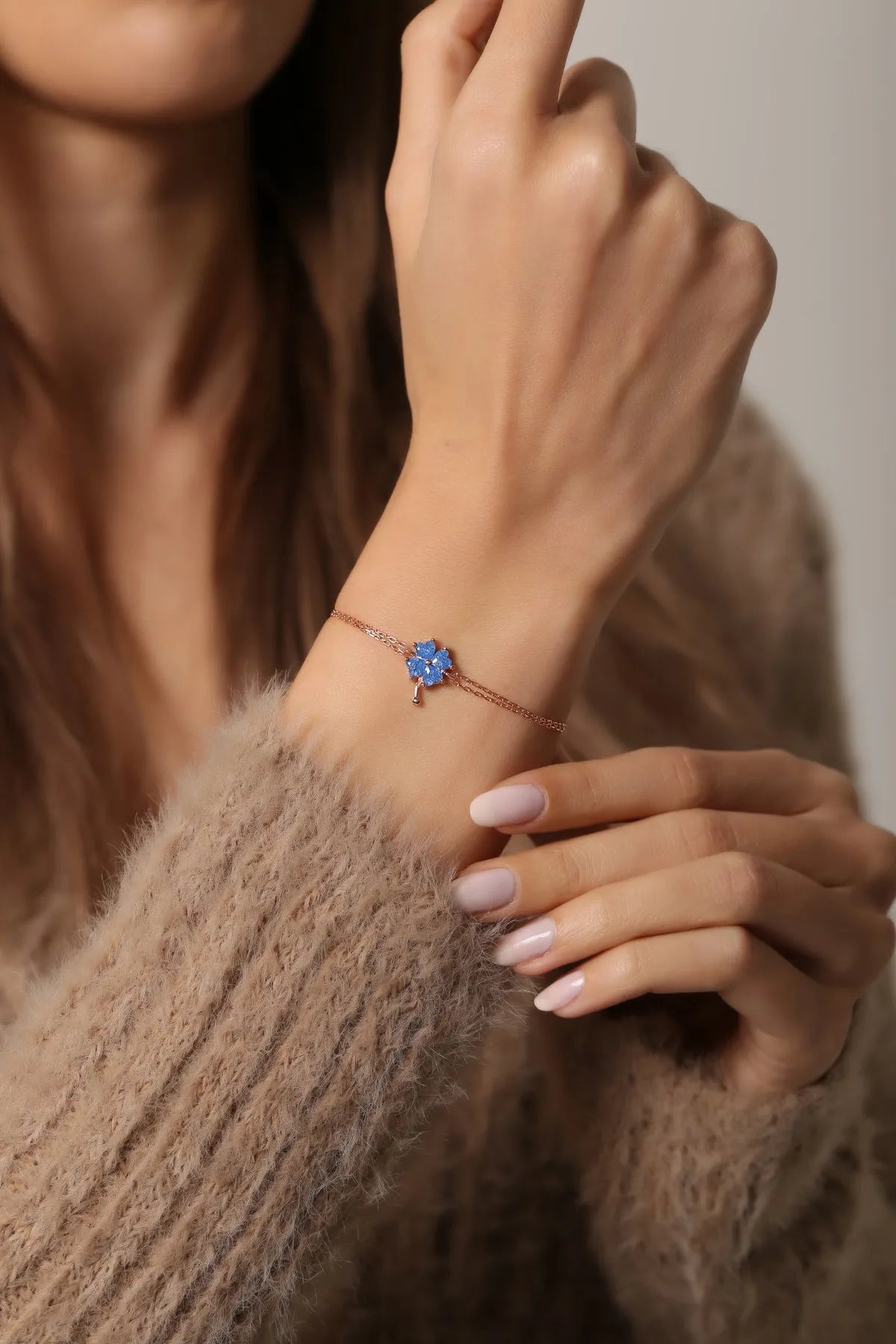 Safir Taşlı Yonca Bileklik Rose 925 Ayar Gümüş